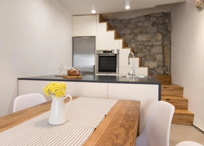 Romantic Stone House In Historic Center Of *