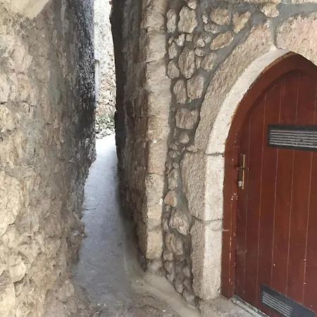 Romantic Stone House In Historic Center Of *